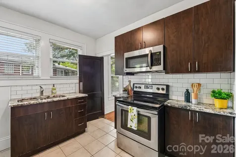 1612 S Tryon Street Charlotte NC 28203