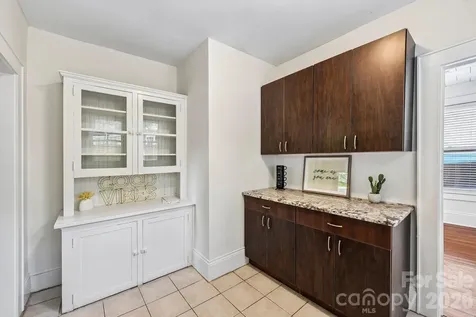 1612 S Tryon Street Charlotte NC 28203