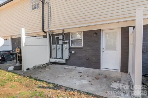 300 Holly Circle Mount Holly NC 28120