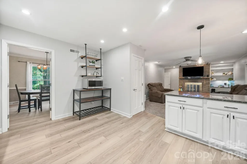 5329 Providence Road Charlotte NC 28226