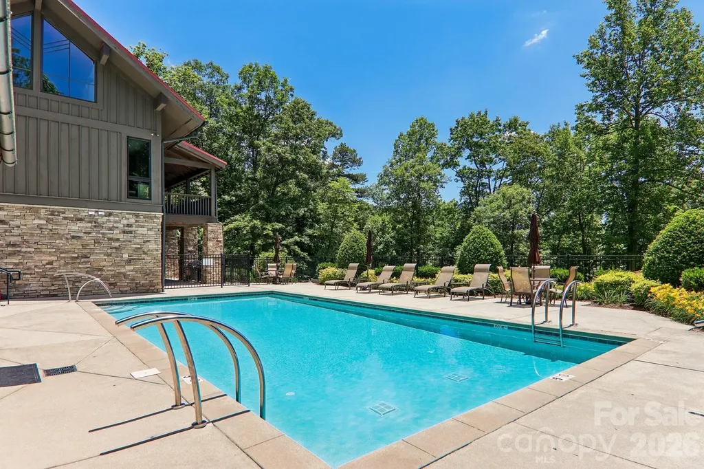 11 Magnolia Branch Drive Zirconia NC 28790