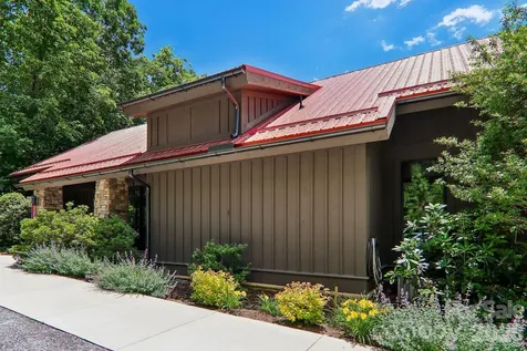 11 Magnolia Branch Drive Zirconia NC 28790