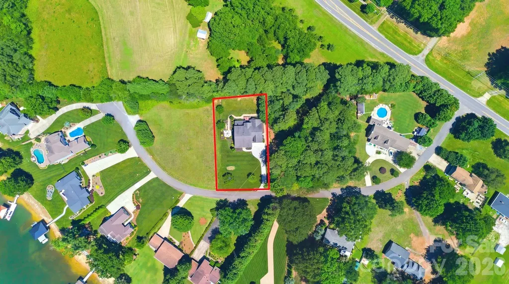 16000 Sunset Drive Huntersville NC 28078