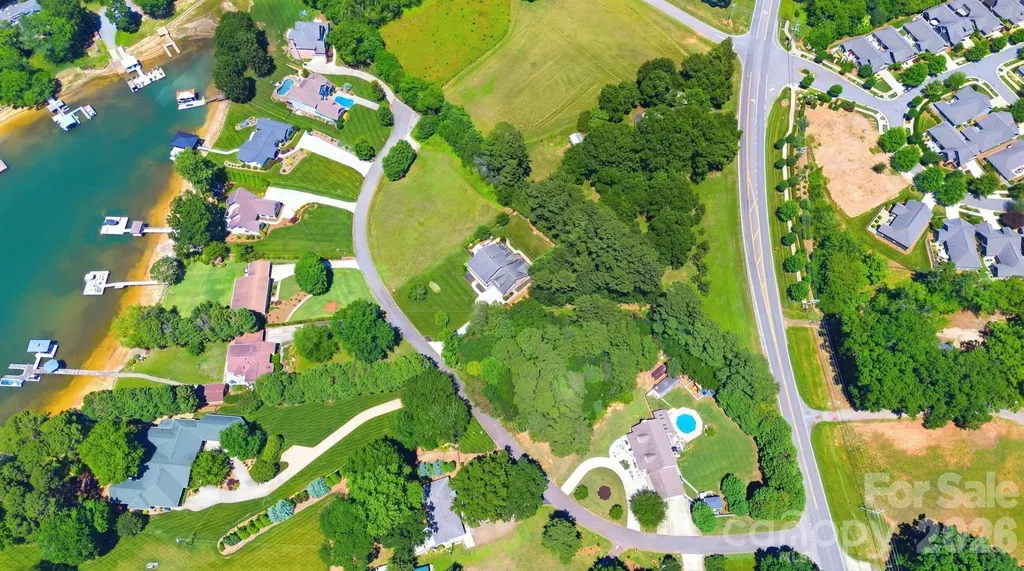 16000 Sunset Drive Huntersville NC 28078