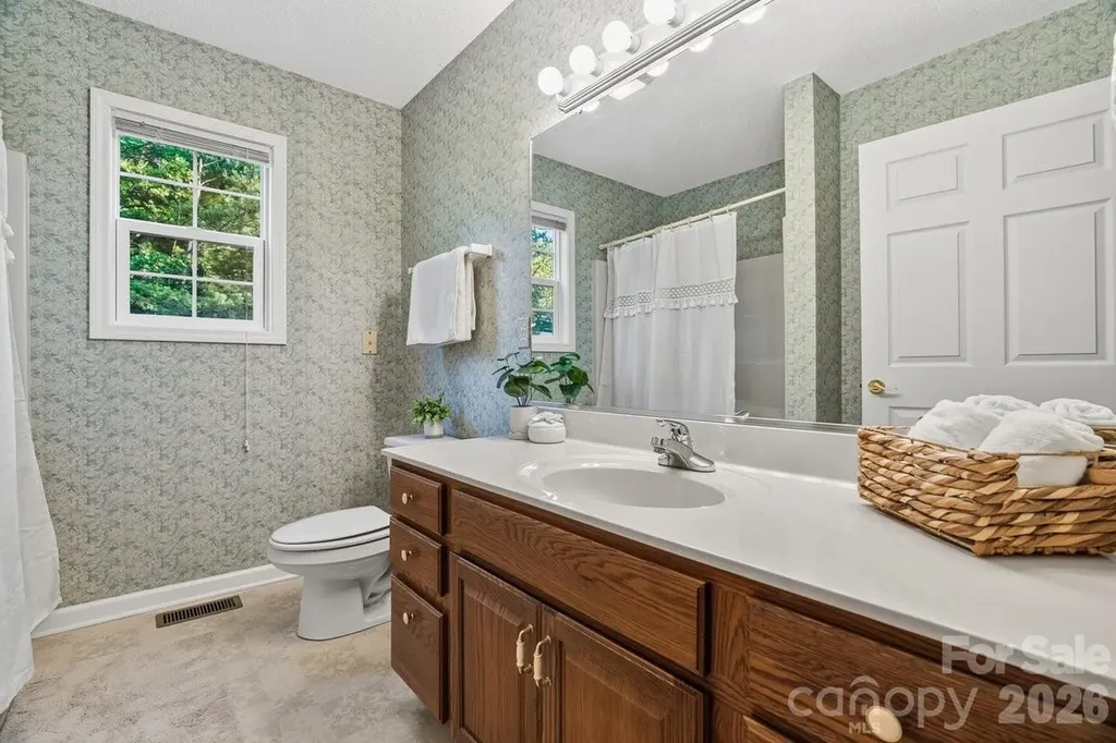 27 Red Maple Drive Weaverville NC 28787