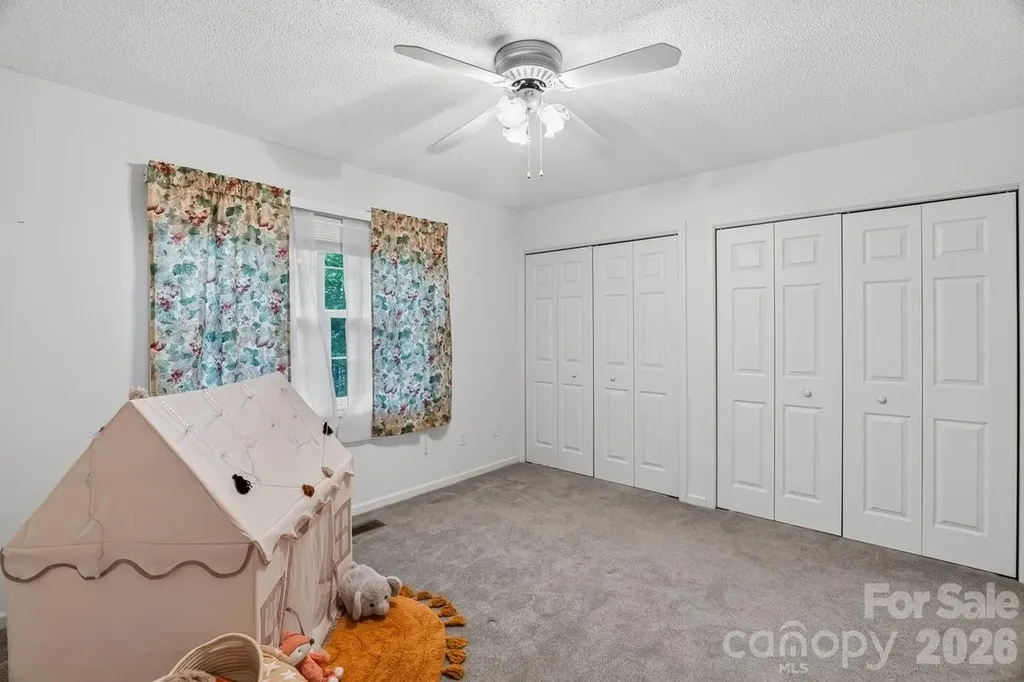 27 Red Maple Drive Weaverville NC 28787