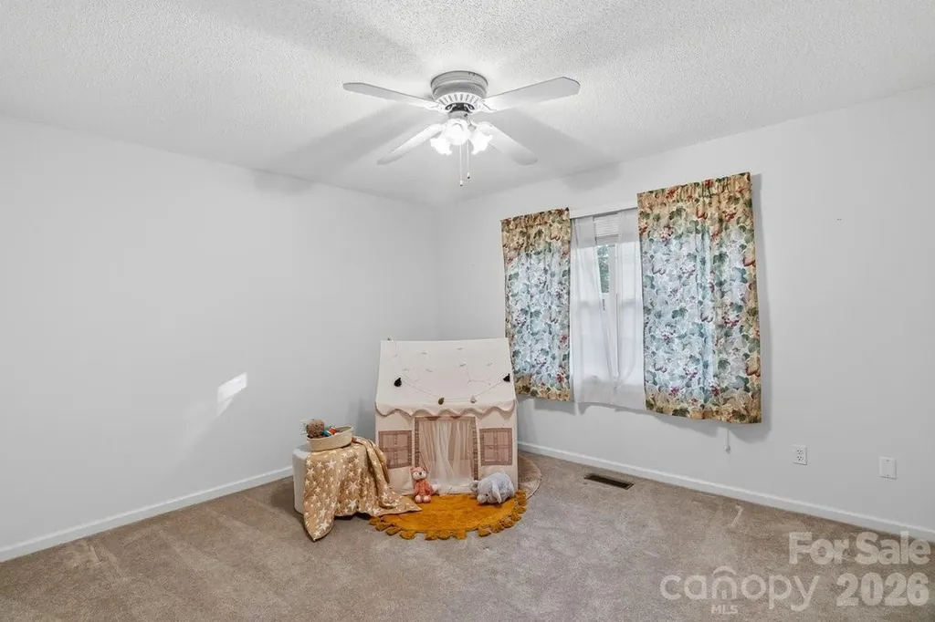 27 Red Maple Drive Weaverville NC 28787