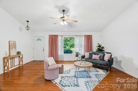 27 Red Maple Drive Weaverville NC 28787
