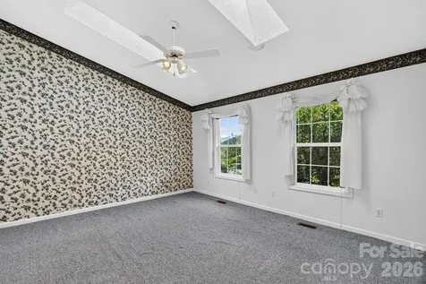 27 Red Maple Drive Weaverville NC 28787