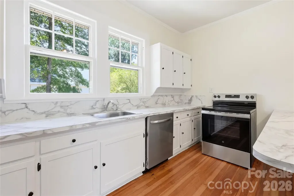 812 N 4th Street Albemarle NC 28001