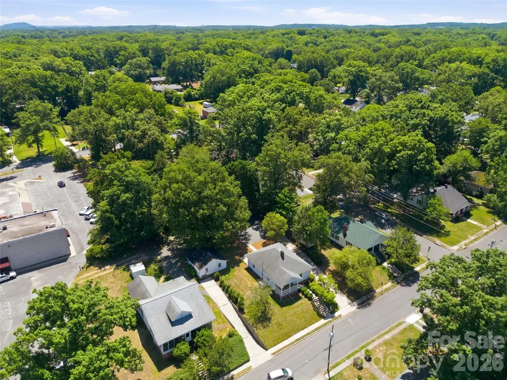 812 N 4th Street Albemarle NC 28001