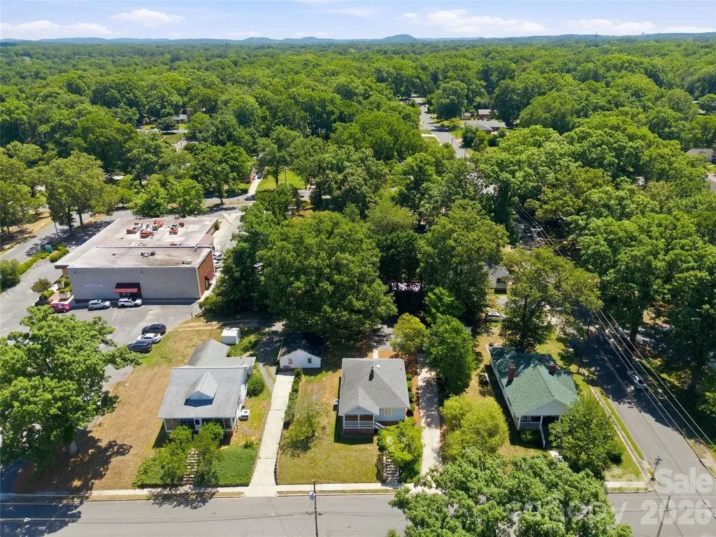 812 N 4th Street Albemarle NC 28001