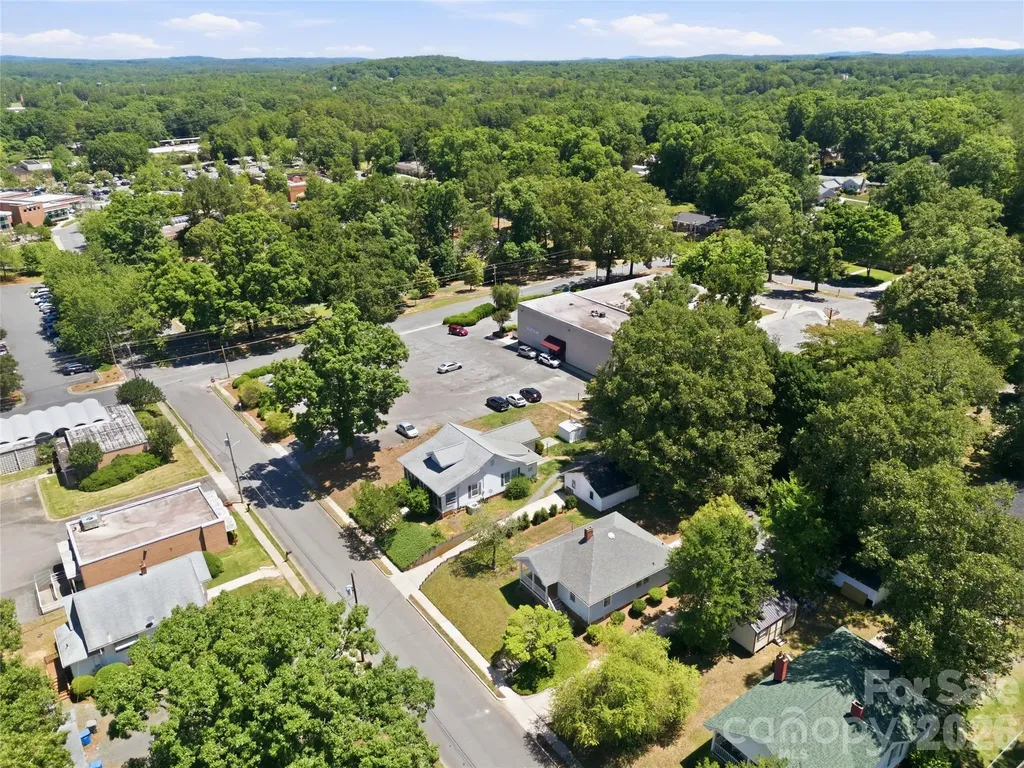 812 N 4th Street Albemarle NC 28001