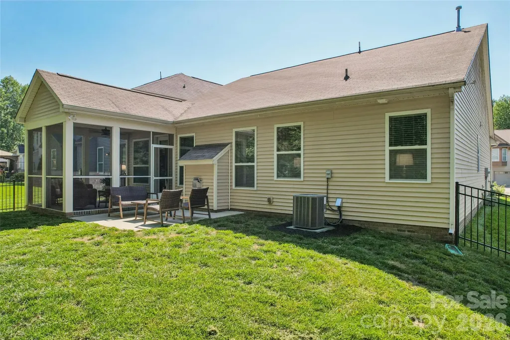 3198 Helmsley Court Concord NC 28027