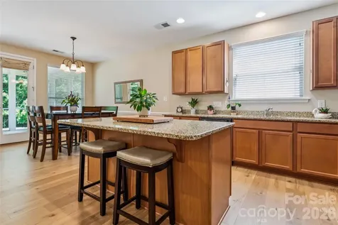 3198 Helmsley Court Concord NC 28027