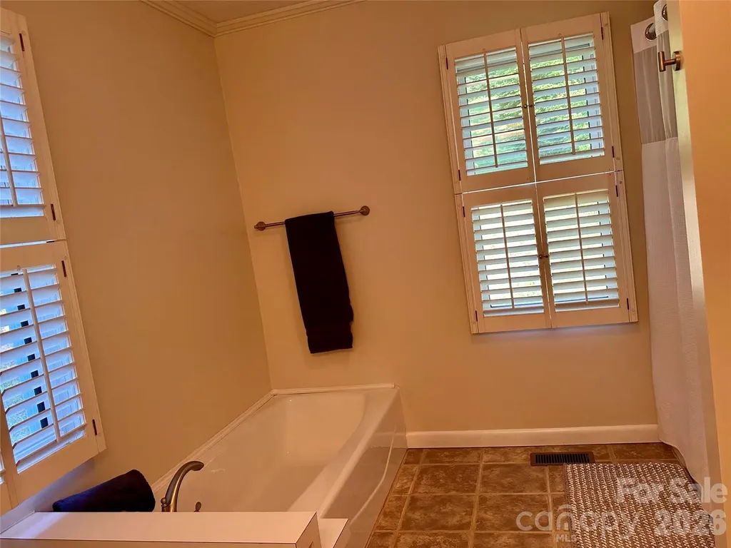 21 Byrd Lane Brevard NC 28712