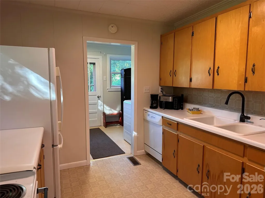 21 Byrd Lane Brevard NC 28712