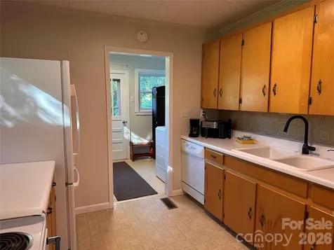 21 Byrd Lane Brevard NC 28712