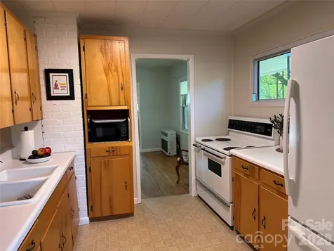 21 Byrd Lane Brevard NC 28712