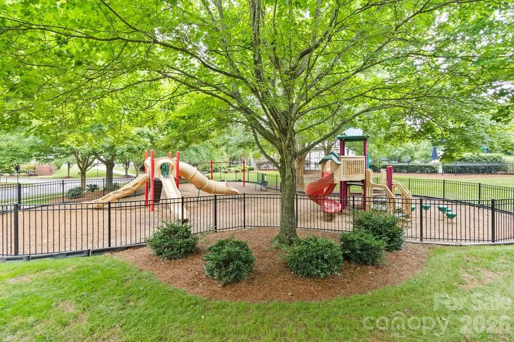 807 Cattaloochee Lane Huntersville NC 28078