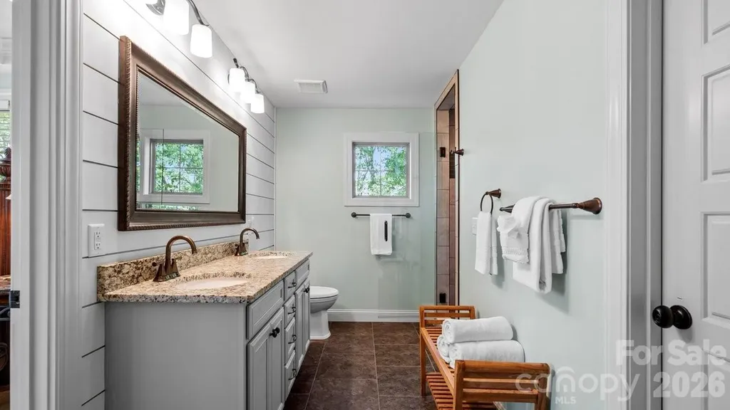 39 Tudor Way Black Mountain NC 28711