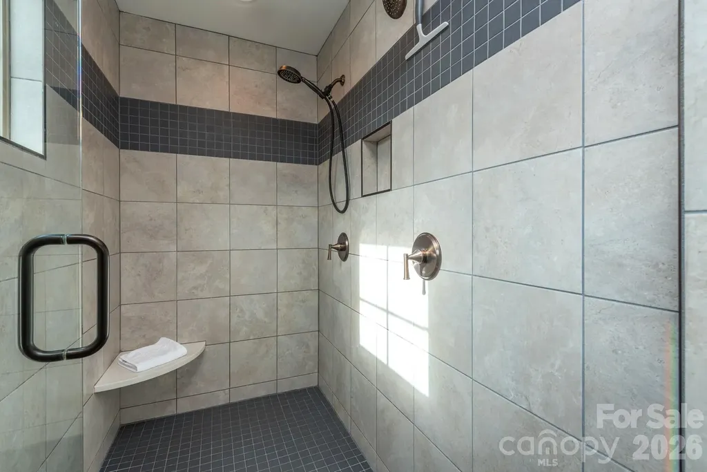 39 Tudor Way Black Mountain NC 28711