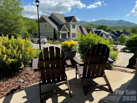 39 Tudor Way Black Mountain NC 28711