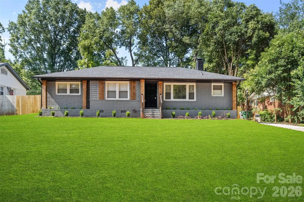 2014 Sandhurst Drive Charlotte NC 28205