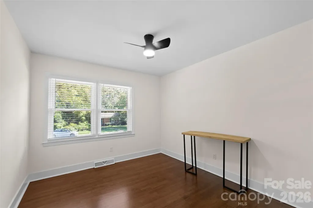 2014 Sandhurst Drive Charlotte NC 28205