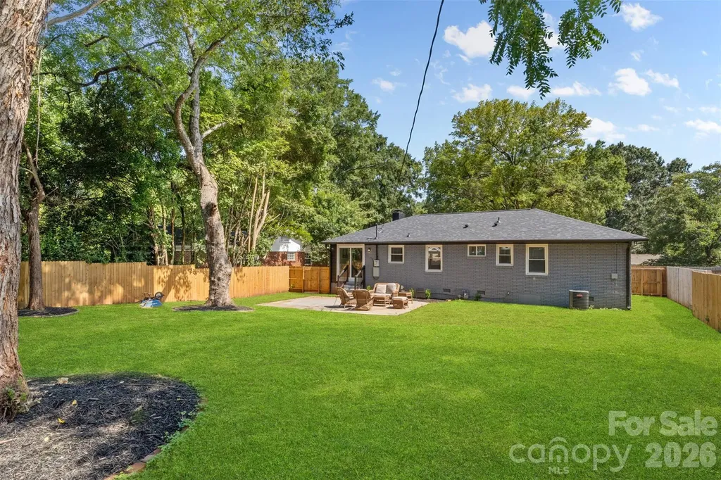 2014 Sandhurst Drive Charlotte NC 28205