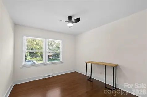 2014 Sandhurst Drive Charlotte NC 28205