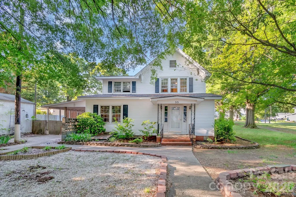 55 Maple Street Badin NC 28009
