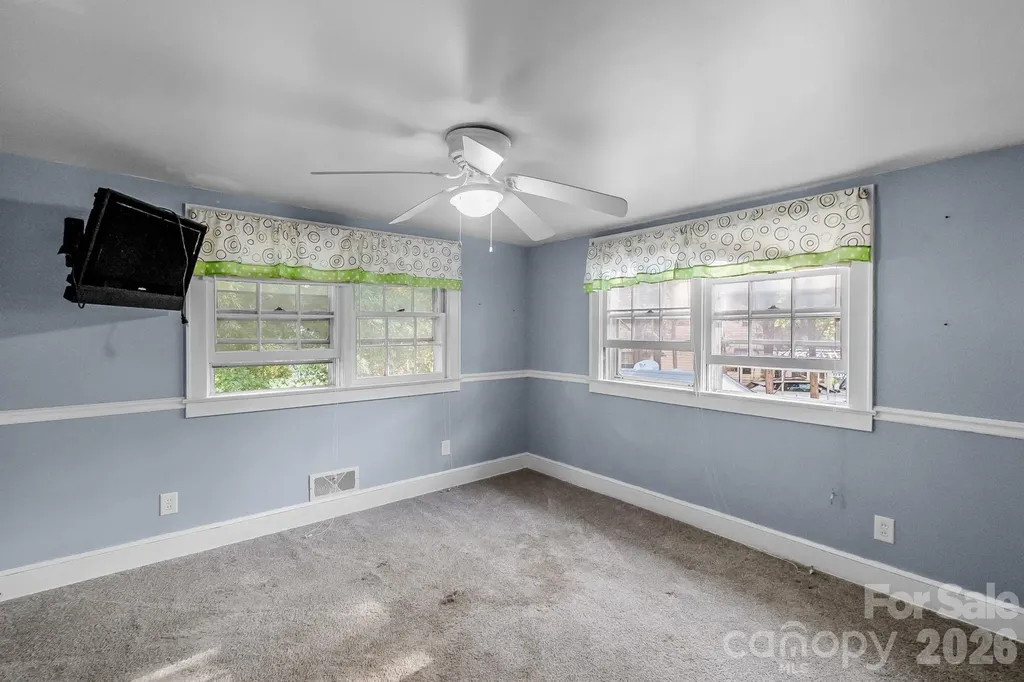 55 Maple Street Badin NC 28009