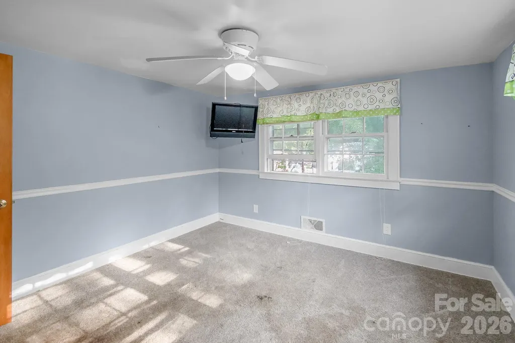55 Maple Street Badin NC 28009