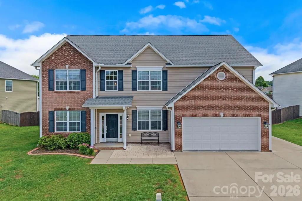 227 Roanoke Road Fletcher NC 28732