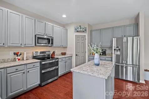 227 Roanoke Road Fletcher NC 28732