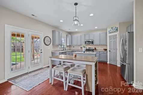 227 Roanoke Road Fletcher NC 28732