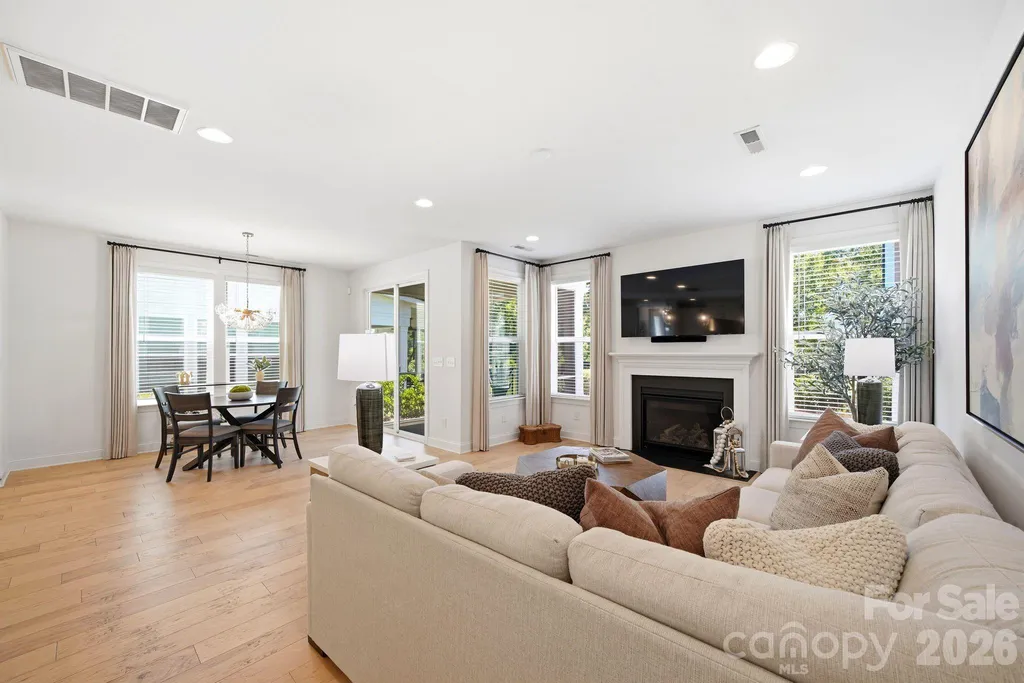 6008 Corbin Woods Court Charlotte NC 28226