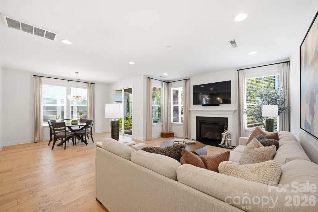 6008 Corbin Woods Court Charlotte NC 28226