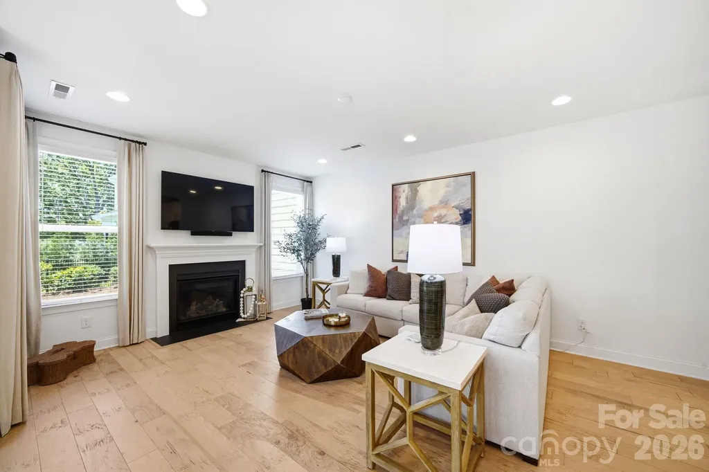 6008 Corbin Woods Court Charlotte NC 28226