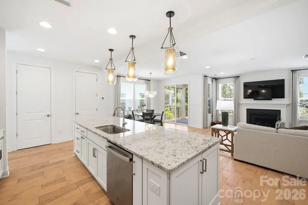 6008 Corbin Woods Court Charlotte NC 28226