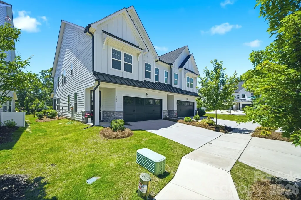 6008 Corbin Woods Court Charlotte NC 28226