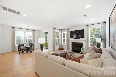 6008 Corbin Woods Court Charlotte NC 28226