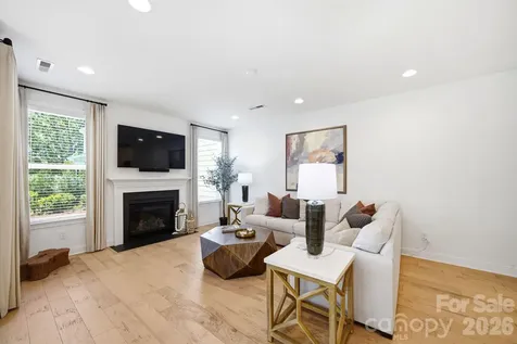 6008 Corbin Woods Court Charlotte NC 28226