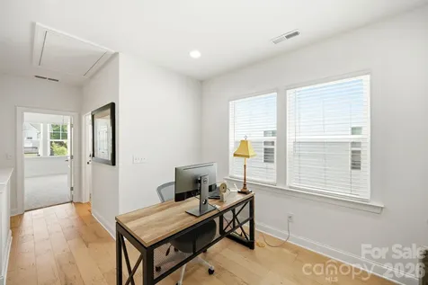 6008 Corbin Woods Court Charlotte NC 28226