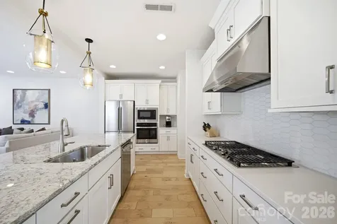 6008 Corbin Woods Court Charlotte NC 28226
