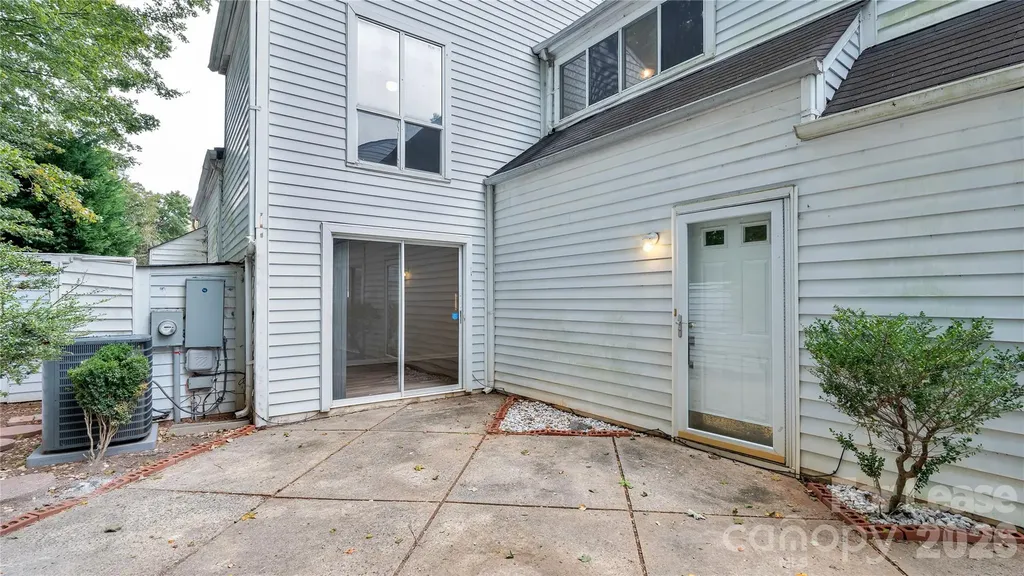 6927 Stonington Lane Charlotte NC 28227