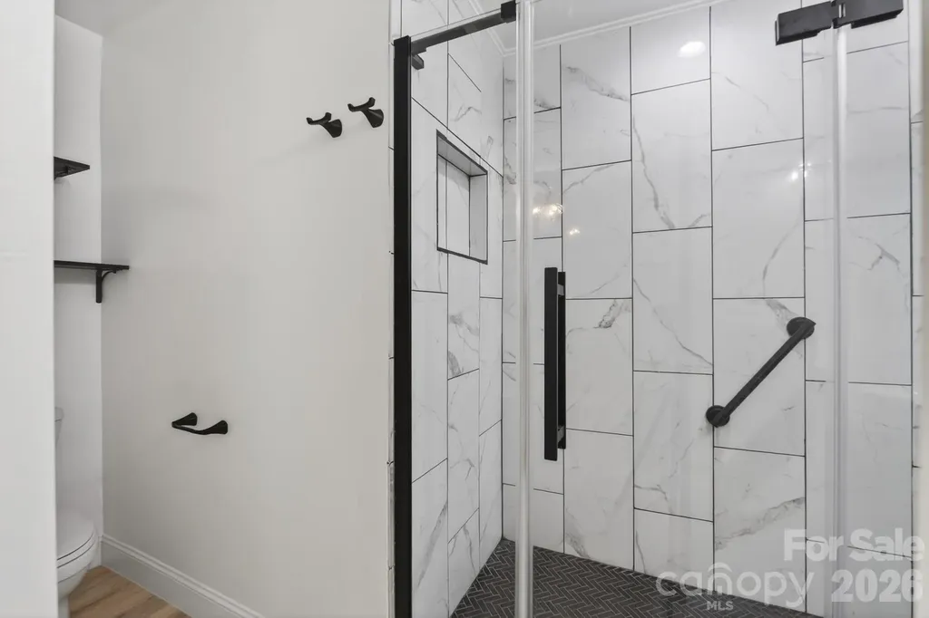 2705 Tiergarten Lane Charlotte NC 28210