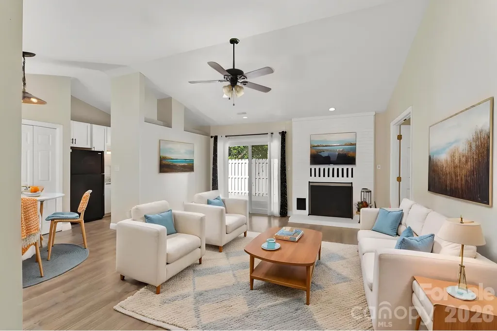 2705 Tiergarten Lane Charlotte NC 28210