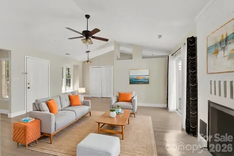 2705 Tiergarten Lane Charlotte NC 28210